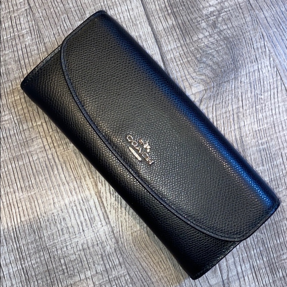 Black wallet